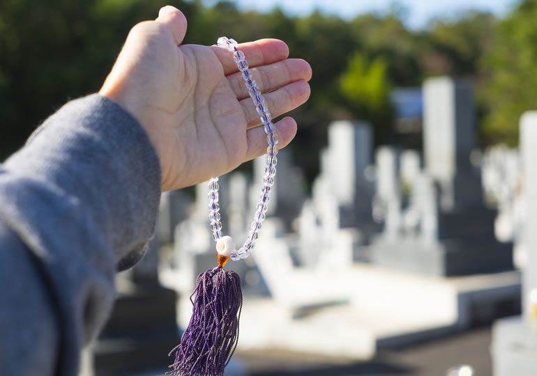 お墓参りとは