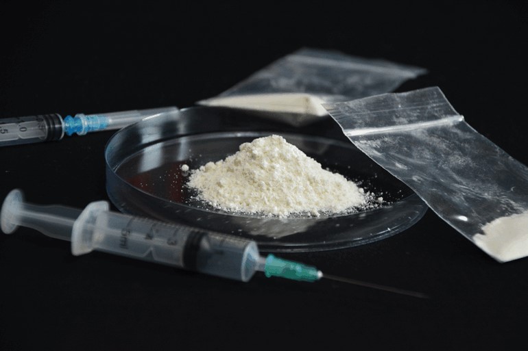 火葬後の遺骨が少なくなると噂されている麻薬のイメージ画像