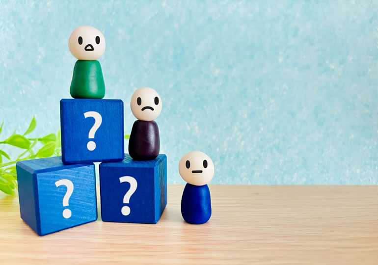 葬送の割引に違和感を感じている人形