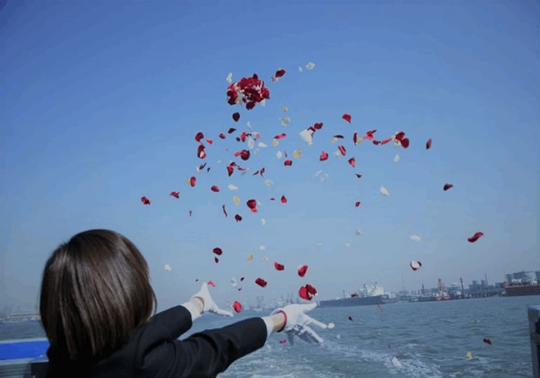 海洋散骨とは何か？