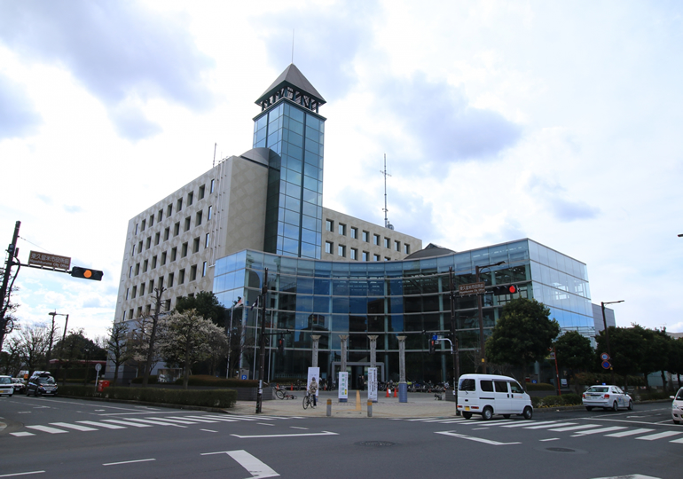東京都東久留米市の落合川と自然豊かな風景